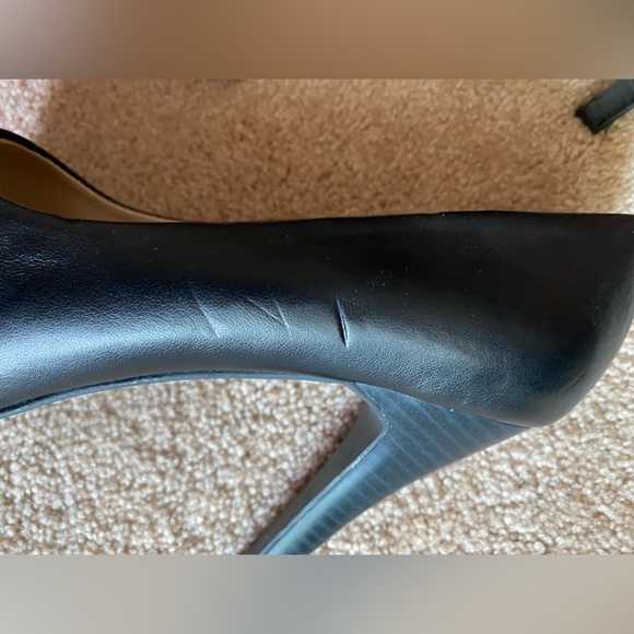 🖤 Nine & Co. black peep toe pumps / heels size 9M 👀 - Picture 9 of 10